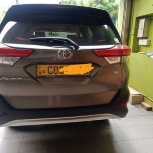Toyota Rush SUV 7 Seater 2018 - Image 3