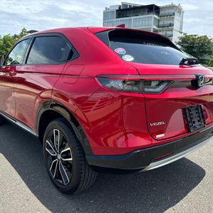 Honda Vezel Z PREMIUM BRAND NEW 2025 - Image 3