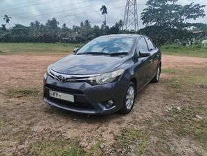 Toyota Yaris 2014