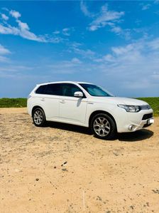 Mitsubishi Outlander Navi Premium 2013
