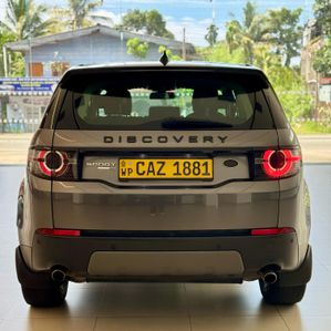 Land Rover Discovery Sport 2017 - Image 3