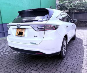 Toyota Harrier Fully Loaded 2015