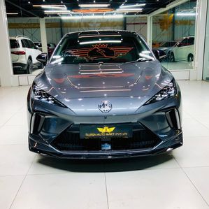 MG MG4 V Long Range WITH AMOTRIZ BODYKIT 2024 - Image 2