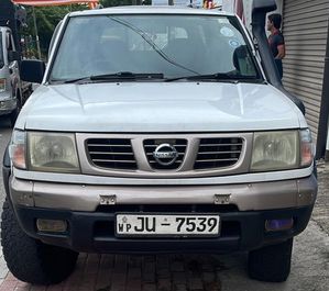 Nissan Double cab D 22 - UN Model 2005