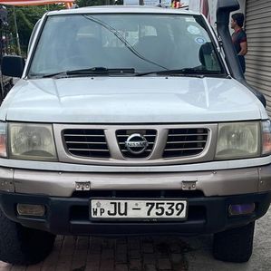 Nissan Double cab D 22 - UN Model 2005 - Image 2