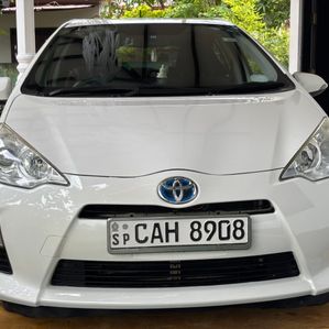 Toyota Aqua 2014 - Image 2