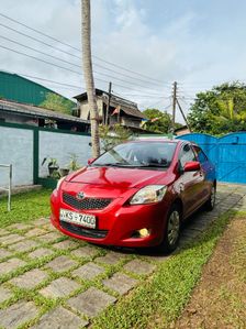 Toyota Yaris 2012