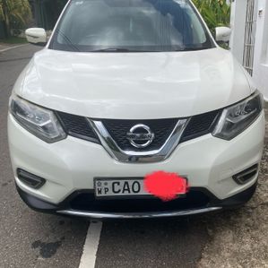 Nissan X-Trail Hybrid 2015 - Image 2