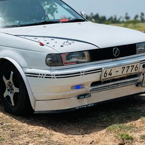 Nissan Sunny car 1991 - Image 3