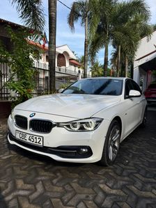 BMW 318i sport line 2018