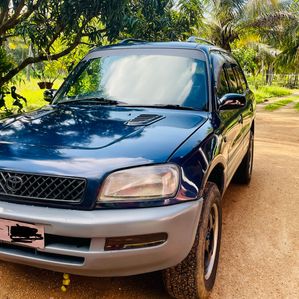 Toyota RAV4 1996 - Image 2