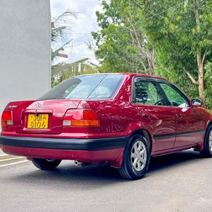 Toyota Corolla AE 110 SE Saloon 1997 - Image 3