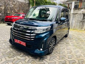 Toyota Roomy Custom GT Turbo 2023