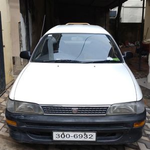 Toyota Corolla EE102 1999 - Image 2