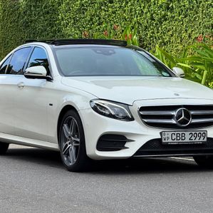 Mercedes Benz E350 AMG - Premium Plus 2018 - Image 3