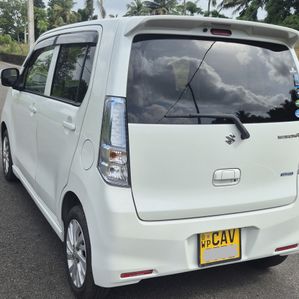 Suzuki Wagon R FZ 2016 - Image 3