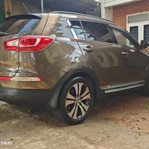 Kia Sportage 2011 - Image 2