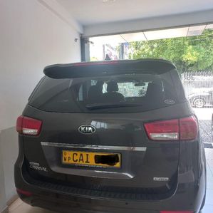 Kia Carnival 2015 - Image 3