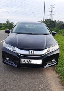 Honda Grace 2015