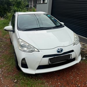 Toyota Aqua 2013 - Image 2
