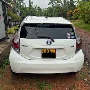 Toyota Aqua 2013 - Image 3