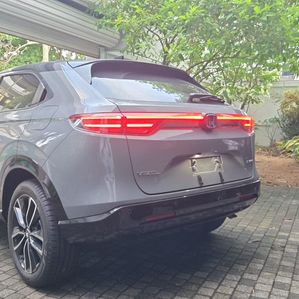 Honda Vezel Z Play 2025 - Image 3