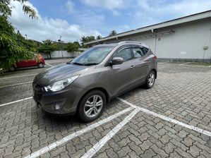 Hyundai Tucson CRDi 4WD 2012