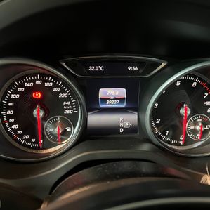Mercedes Benz CLA 180 Cavansite Blue 2017 - Image 3