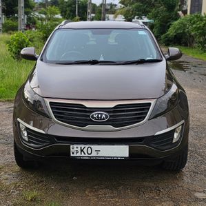 Kia Sportage 2011 - Image 2