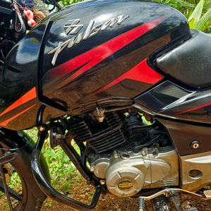 Bajaj Pulsar 150 2013 - Image 2