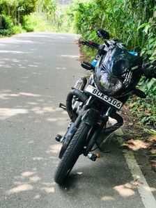 Bajaj Pulsar 150 2015