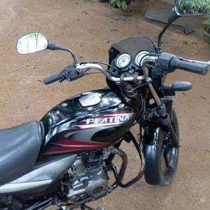 Bajaj Platina 100 2015 - Image 2