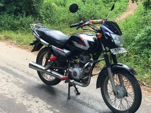 Bajaj CT100 2011