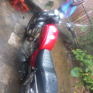 Suzuki GN 125 2006