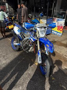 Yamaha YZF 2016