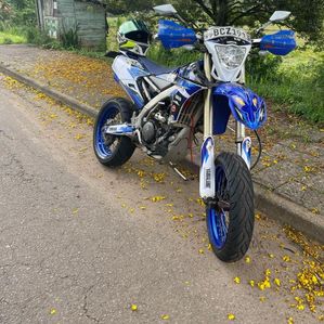 Yamaha YZF 2016 - Image 3