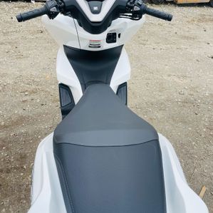 Honda PCX 2025 - Image 2