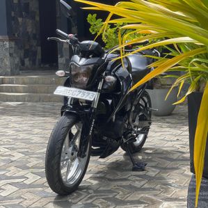 Yamaha Fazer 2014 2013 - Image 2