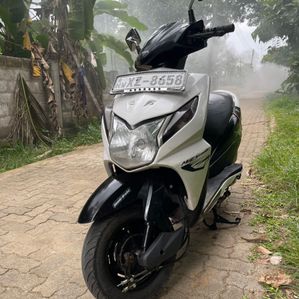 Honda Dio 2012 - Image 2