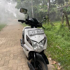 Honda Dio 2012 - Image 3