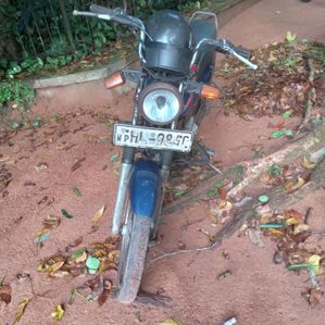 Bajaj Byk 2004 - Image 2