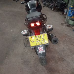 Bajaj Pulsar 150 2018 - Image 3