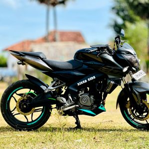 Bajaj Pulsar NS200 2018 - Image 2