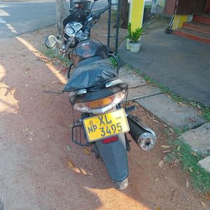 Hero CBZ Xtreme 2011 - Image 3