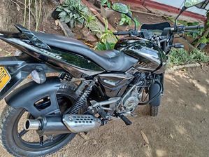 Bajaj Pulsar 150 2015