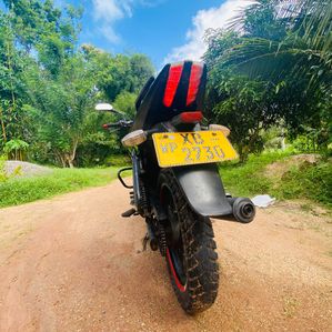 Bajaj Pulsar 180 2011 - Image 3