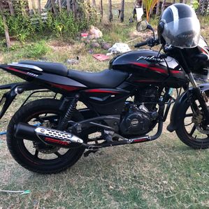 Bajaj Pulsar 180 2018 - Image 2