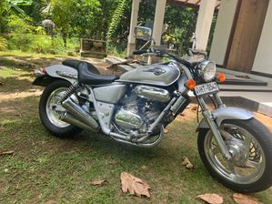 Honda Magna 2004
