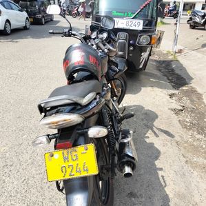 Bajaj Discover 2011 - Image 3
