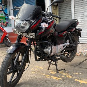 Bajaj Pulsar 150 2015 - Image 2